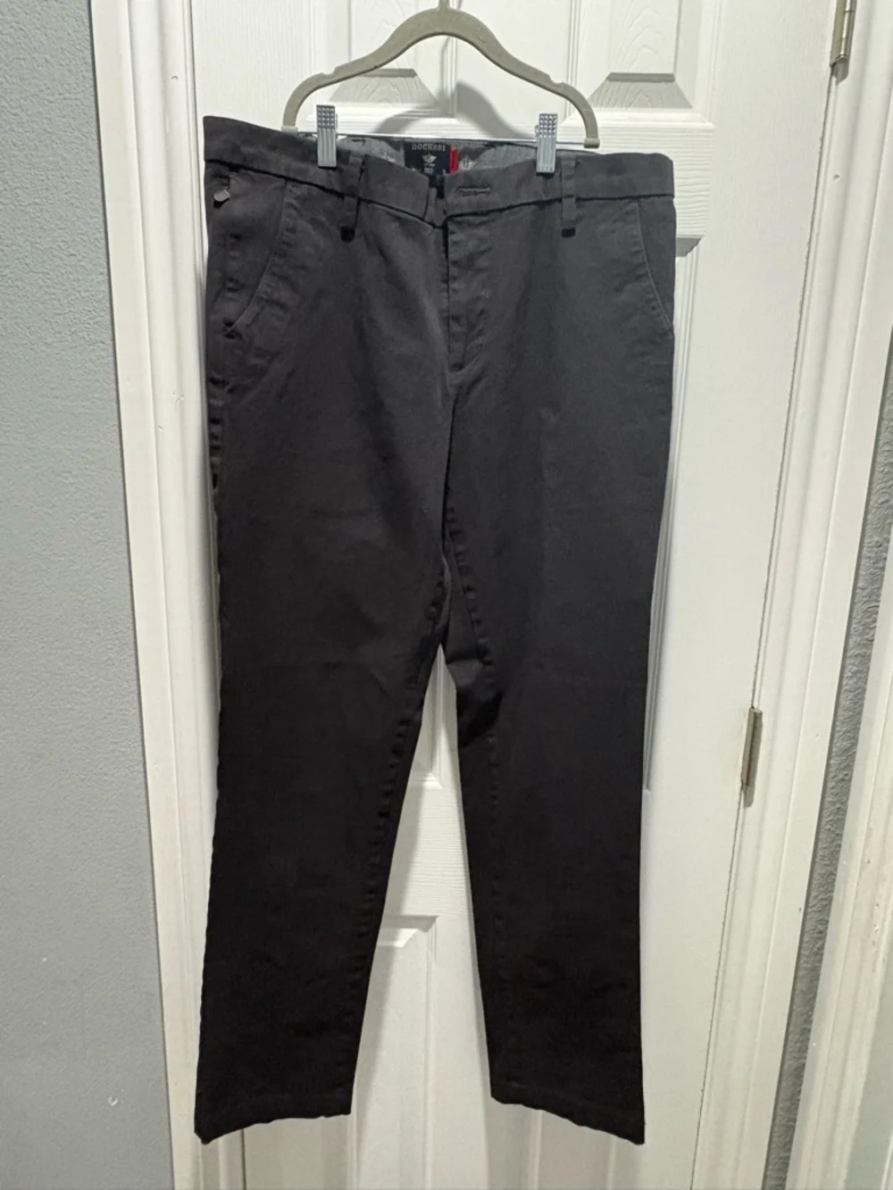 Men’s dockers - Picture 1 of 2